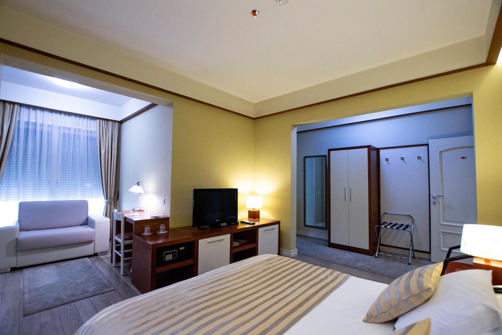 Sokrat 4* Tirana