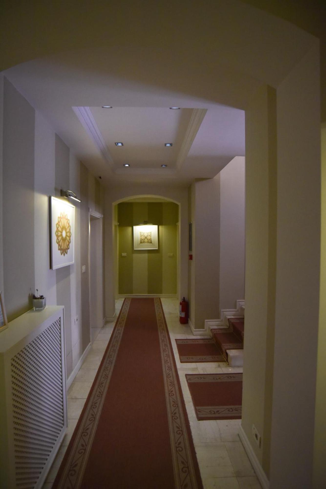 Sokrat Hotel 4*